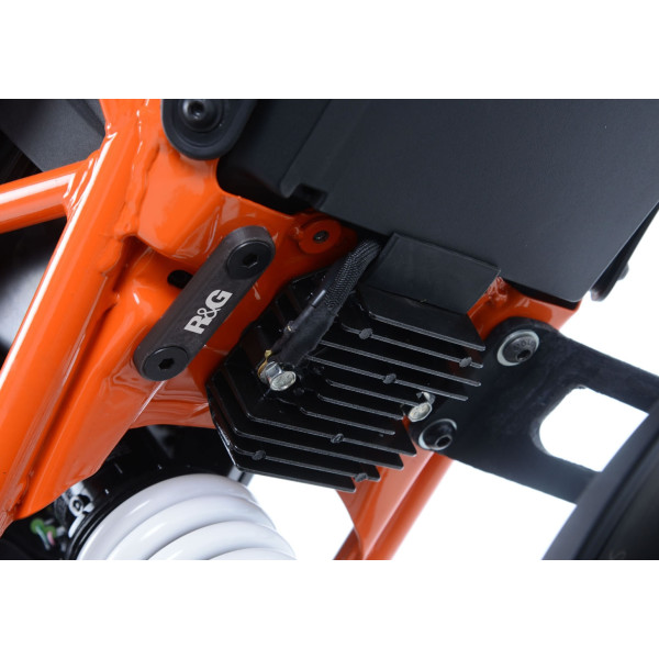 R&G Rear Foot Rest Blanking Plate for KTM Duke 125 '17-'23 models